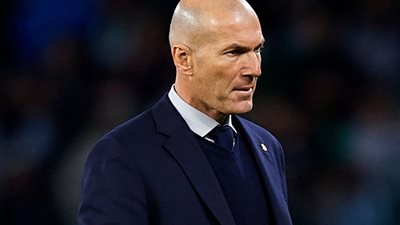 زيدان سيذهب لشبيه ريال مدريد، صديق زيزو يُفجر مفاجأة عن مستقبله التدريبى