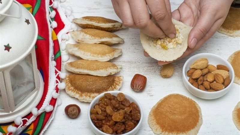 طريقة عمل عجينة القطايف في المنزل