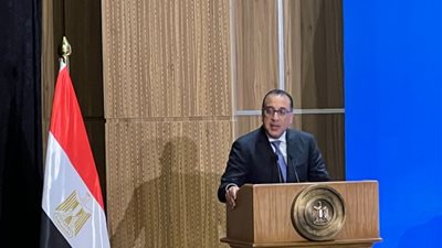 مدبولي: نسعى لإنشاء دولة جديدة بتنمية مستدامة تعمل بالطاقة النظيفة