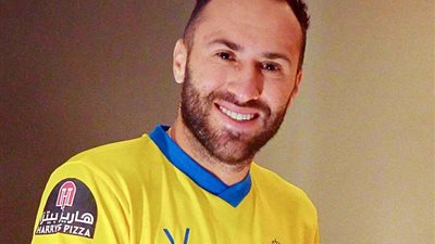 غموض موقف حارس النصر قبل مواجهة الشباب في الدوري السعودي اليوم