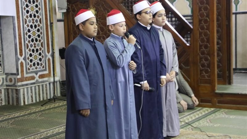 أناشيد لمواهب شابة