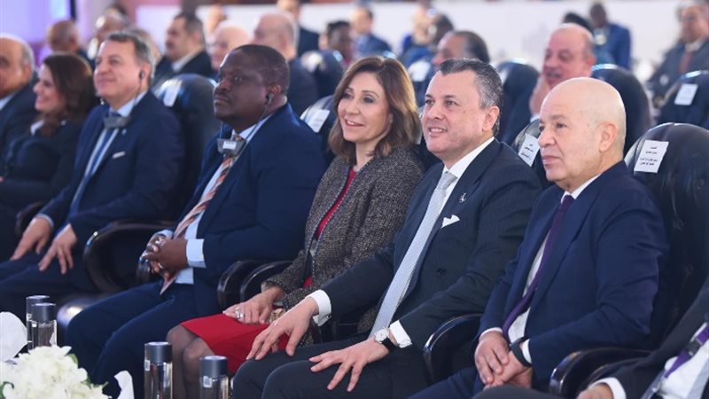 أحمد عيسى وزير السياحة والآثار