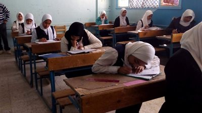 الأحد 3 مارس انطلاق امتحانات شهر  فبراير بتعليم الجيزة