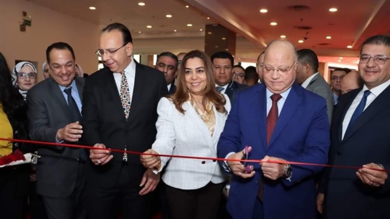 افتتاح معرض القاهرة الدولي للأثاث
