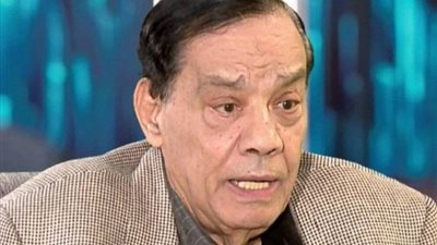 هشام حلمي بكر يقترب من الوصول إلى مصر لتسلم جثمان والده