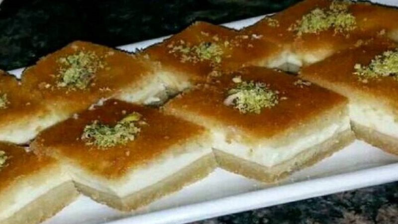 بسبوسة بالقشطة 