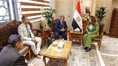 وزيرة التنمية المحلية والبيئة تبحث مشروعات تطوير منظومة المخلفات الصلبة مع الهيئة العربية للتصنيع