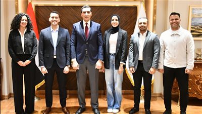 وزير الشباب يلتقي لجنة اللاعبين باللجنة الأولمبية المصرية لبحث دعم الأبطال