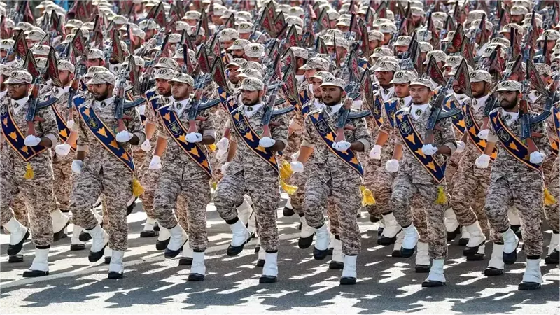 عناصر من الحرس الثوري الإيراني 