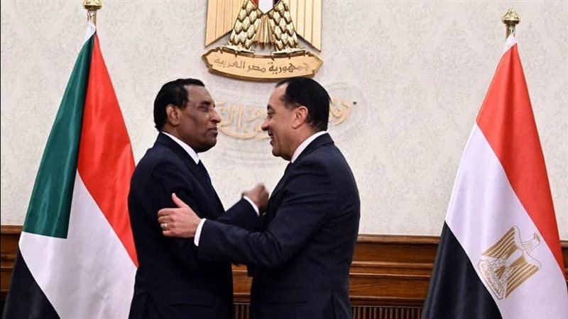 مصطفى مدبولي وكامل إدريس