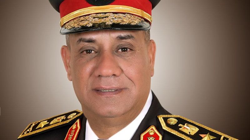 وزير الدفاع 