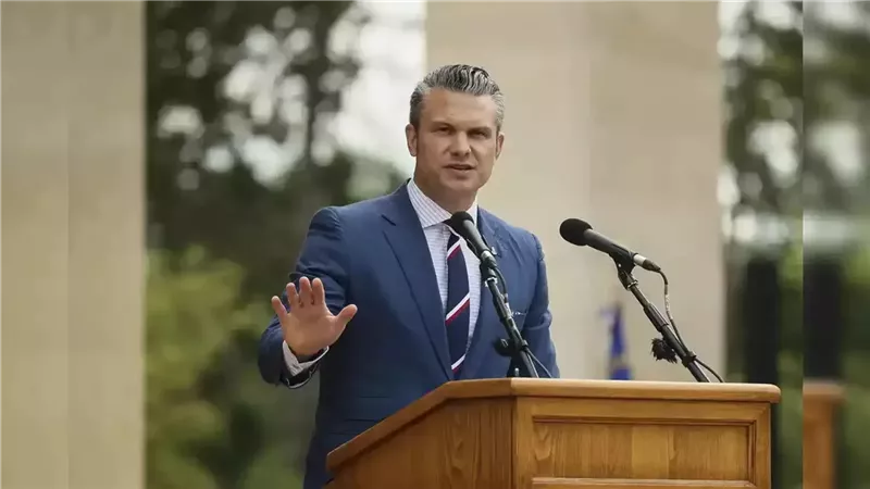 وزير الحرب الأمريكي 