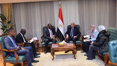 وزير العمل لنظيره الجنوب سوداني: مصر تفتح ذراعيها للأشقاء لتعزيز التعاون المشترك