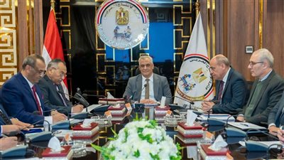 وزير الإنتاج الحربي: المرحلة الحالية تتطلب المزيد من العمل والتنسيق لإنتاج الذخائر