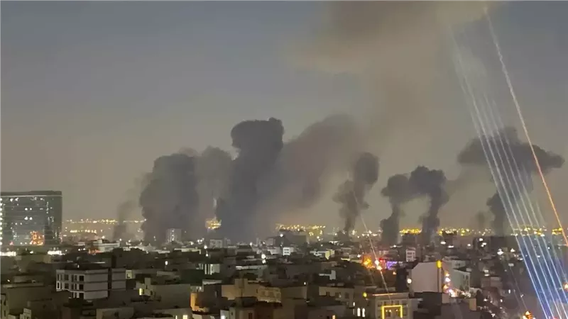 آثار الغارات الإسرائيلية على طهران