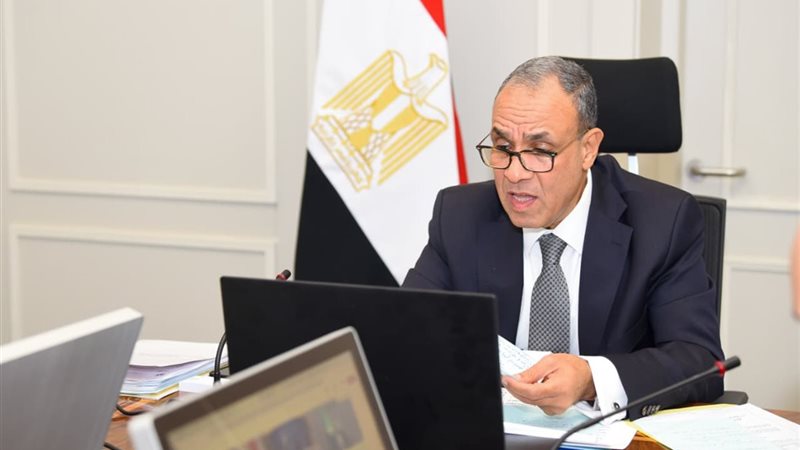 دكتور بدر عبد العاطي 