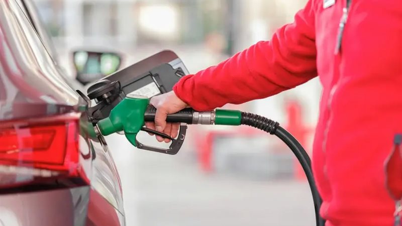 انخفاض أسعار الوقود لأول مرة في ألمانيا منذ بداية حرب إيران