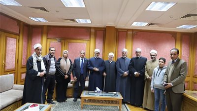 وكيل قطاع المعاهد الأزهرية يتفقد التصفيات النهائية لمسابقتي القرآن الكريم والسنة النبوية