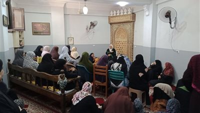 واعظات الأوقاف يقدمن خواطر التراويح بعدد من المساجد