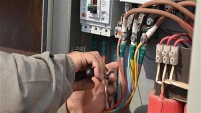 ضبط آلاف القضايا خلال يوم واحد.. وهذه عقوبة سرقة الكهرباء طبقا للقانون