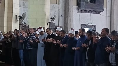 أوقاف الإسكندرية تحتفل بليلة القدر بمسجد سيدي أبي العباس المرسي