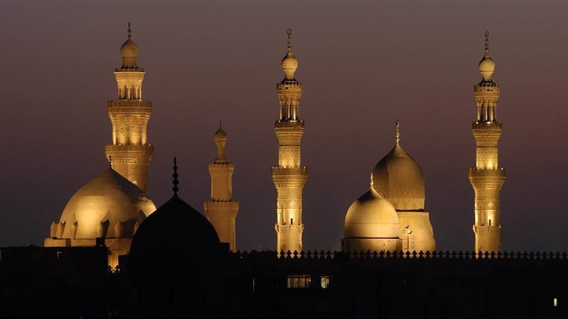 أذان المغرب 