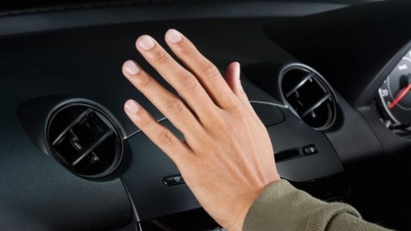 نصائح خبراء السيارات: تشغيل المكيف يحسن الرؤية ويزيد الأمان