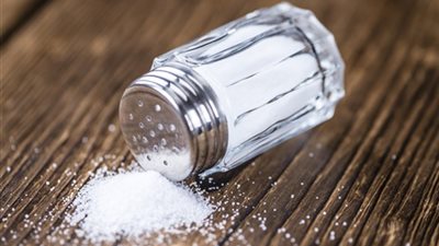 احذر من السم الأبيض.. طرق تقليل استخدام الملح في العيد 