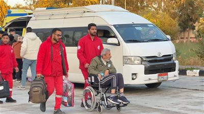 الهلال الأحمر المصري يستأنف استقبال الدفعة الـ23 من الجرحى والمصابين الفلسطينيين