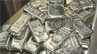 هبوط 2 جنيه في يومين..الفضة تفقد 1.47% وعيار 999 يسجل 126 جنيهًا 