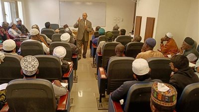 «دور القواعد الأصولية في الفتوى».. محاضرة للأئمة الوافدين بأكاديمية الأزهر