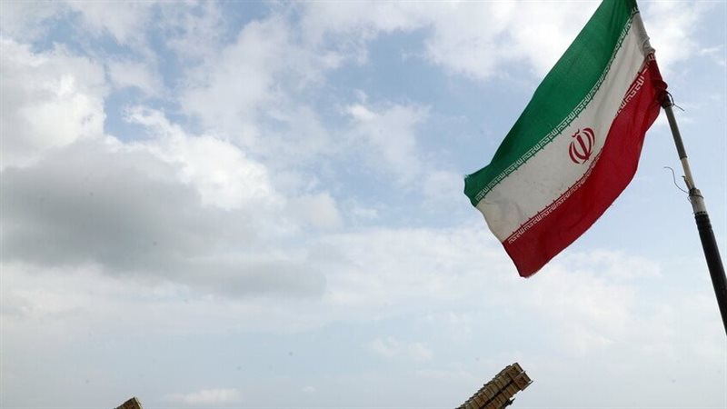 إيران