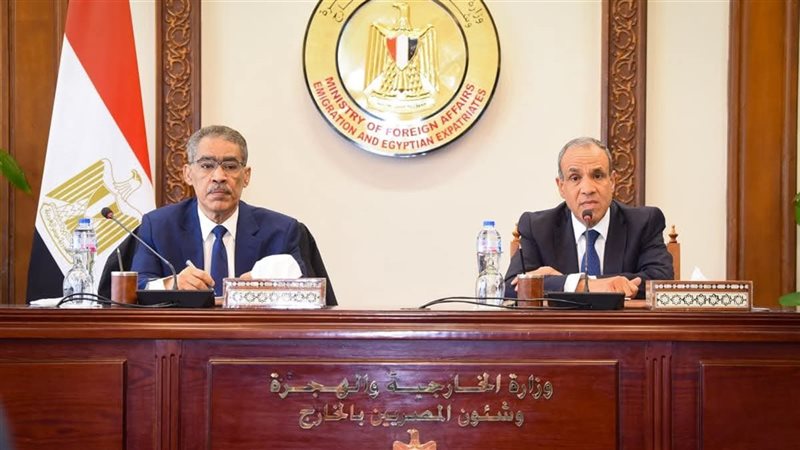 وزير الخارجية ووزير الدولة للإعلام 