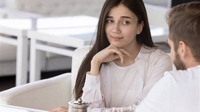 في مرحلة التعارف.. علامات تشير إلى فشل العلاقة العاطفية