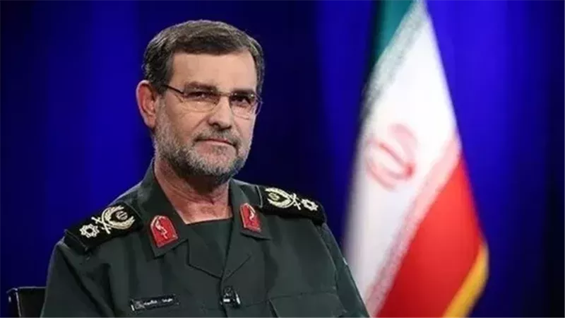  قائد البحرية الإيرانية