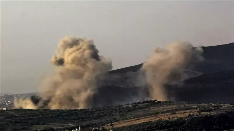 استهداف آلية وموقع رادار في جنوب لبنان
