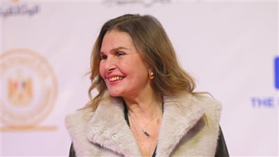 يسرا تهنئ الأقباط بعيد القيامة: بوحدتنا بنفضل أقوى ومصر دايما بتنور بأهلها