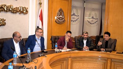 غرفة القاهرة تُشكّل لجنة لتيسير أعمال شُعبة الأسماك..انتخاب مصطفى جعفر رئيسًا بالإجماع