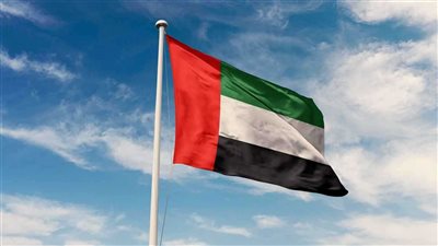 وكالة الأنباء الإماراتية: مقتل بنغالي بسقوط شظايا اعتراض مسيرة في الفجيرة