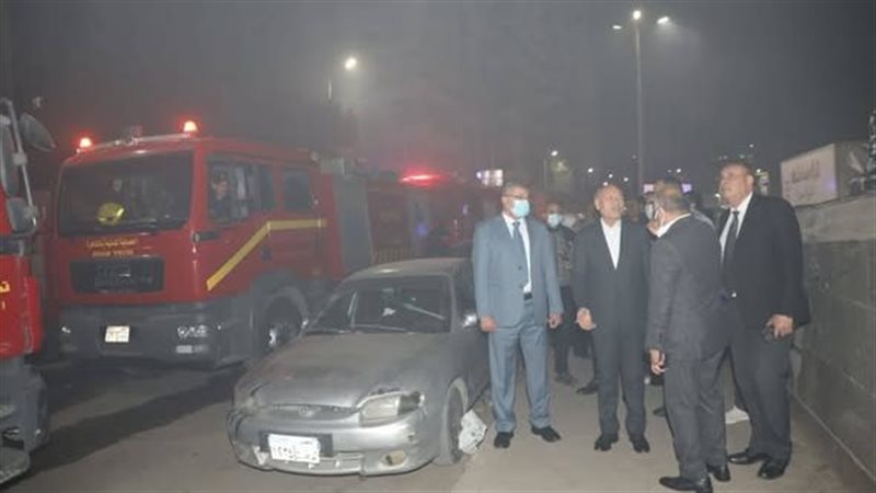 محافظ القاهرة ومدير الأمن يتابعان ميدانيًا السيطرة على حريق 