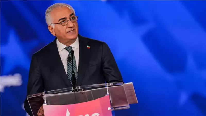  رضا بهلوي