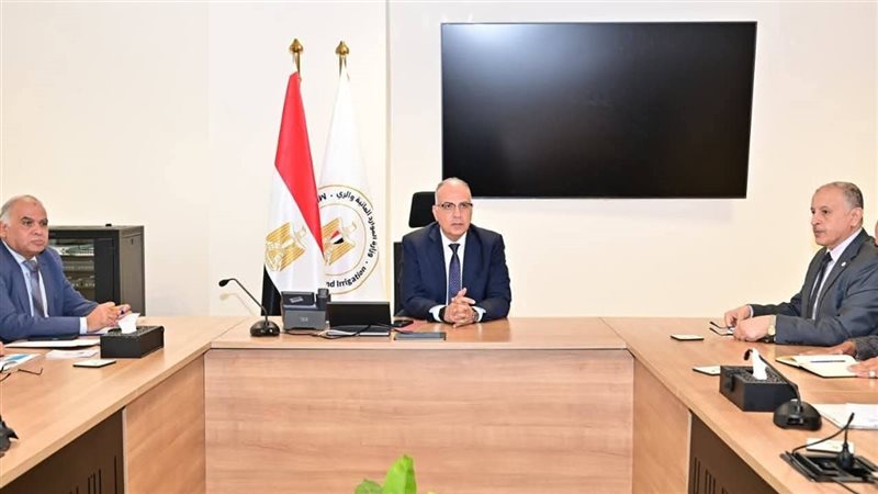 وزير الري