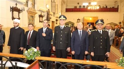 محافظ القاهرة يشهد احتفال بطريركية الأرمن الكاثوليك بكنيسة القديسة تريزا