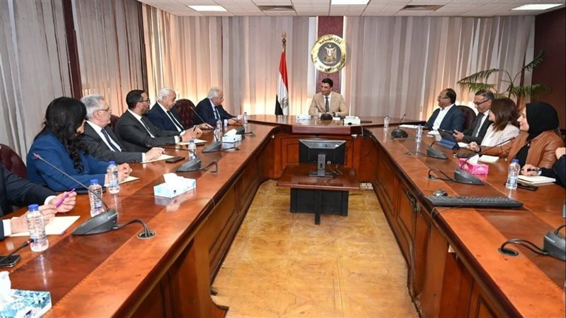 المهندس خالد هاشم وزير الصناعة