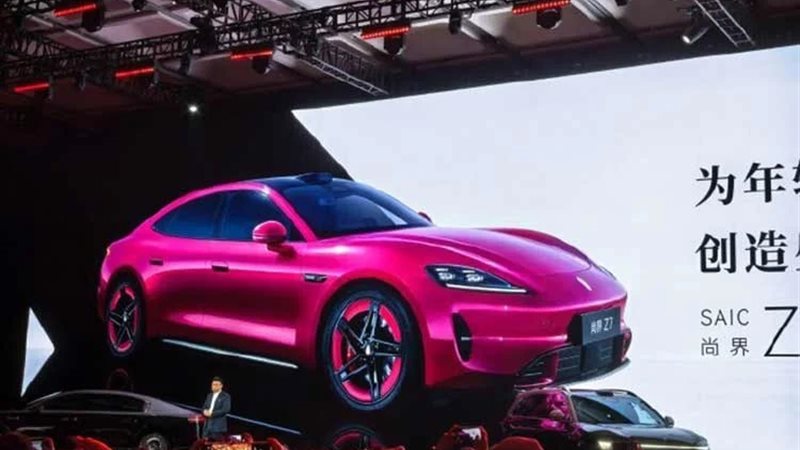 سايك تكشف رسميًا عن Z7 الكهربائية بتصميم مستوحى من بورش 