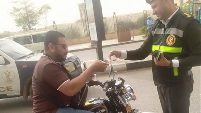 محافظ أسوان: ضبط 568 مخالفة متنوعة وسحب تراخيص المركبات