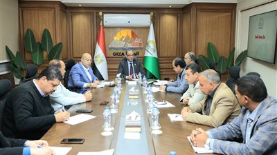 محافظ الجيزة يوجه بتسريع تقنين الأراضي وضبط مخالفات البناء بمركز العياط