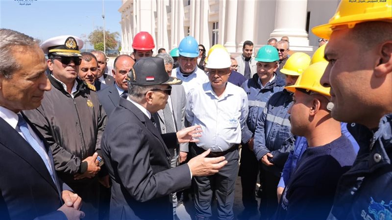 رئيس هيئة قناة السويس