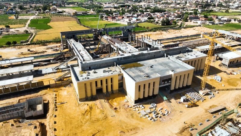 محطة برج العرب للقطارات الكهربائية
