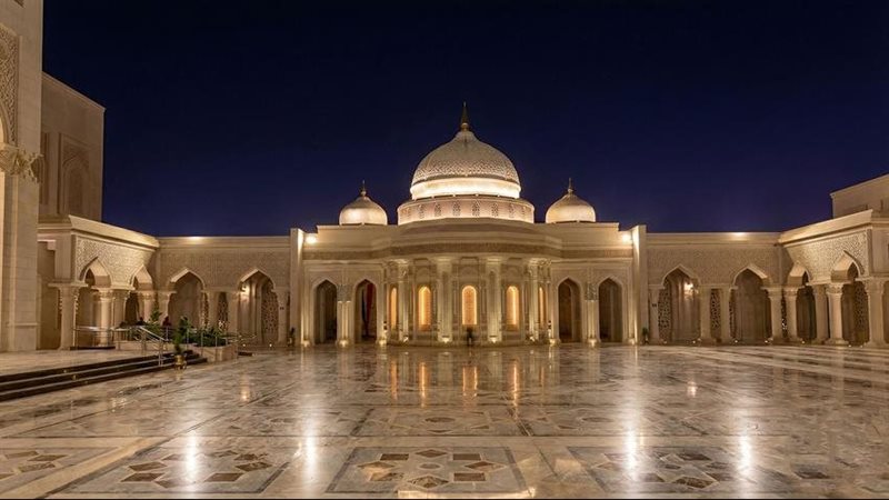 مسجد العزيز الحكيم